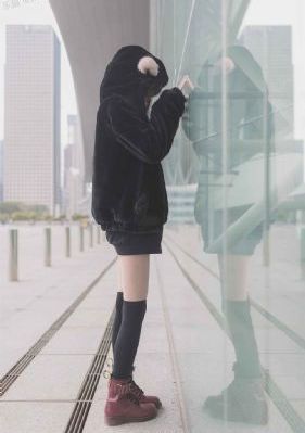 漂亮人妻被中出中文字幕电影_剧情片超清免费观看