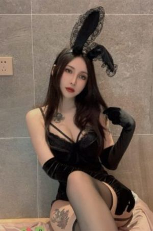 国产高潮流白浆喷水免费网站_BD英语手机免费观看完整